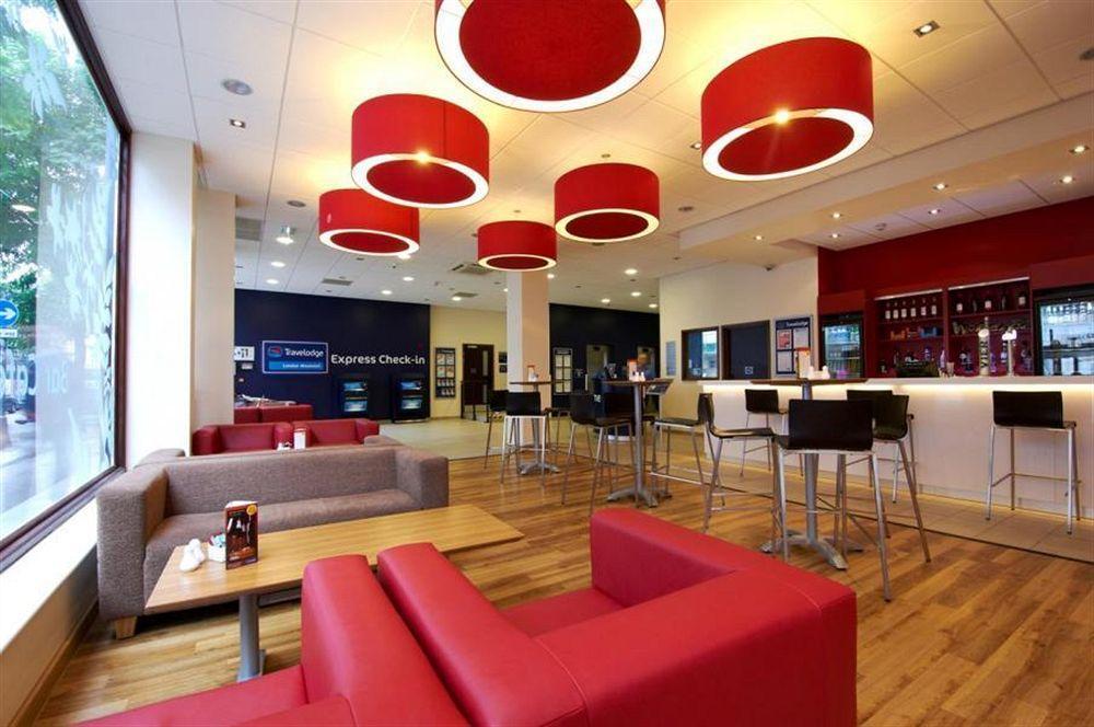 Travelodge London Woolwich Exterior photo